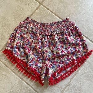 Natural Life shorts floral pattern size small new without tags